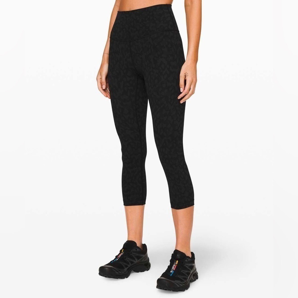 Lululemon‎ Wunder Under Crop Luxtreme 21" Formation Camo Deep Coal Multi 6 Gym